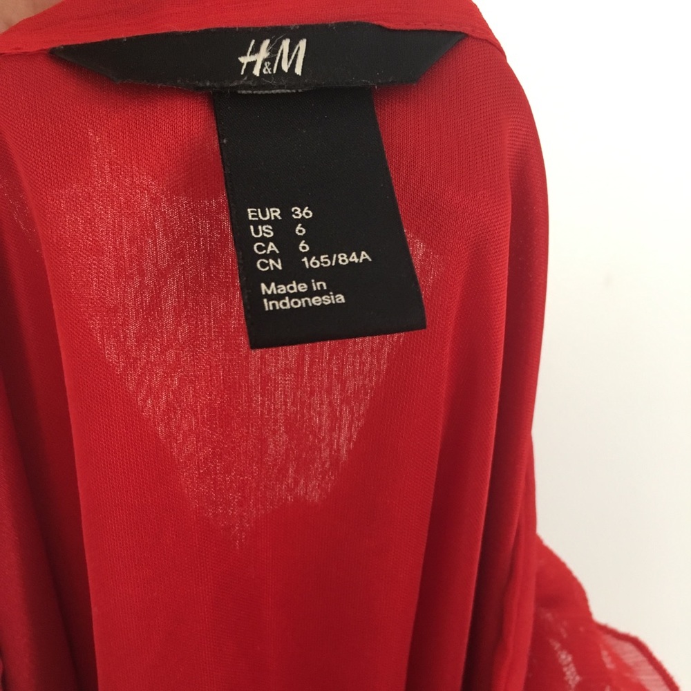H&M Ruffled Blouse - Picture 4 of 5
